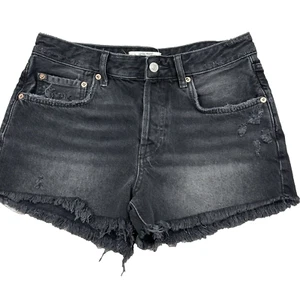 WE THE FREE People schwarze Denim-Shorts Knopfleiste abgeschnitten abgenutzt Größe 27 gebraucht, in einwandfreiem Zustand - Bild 1 von 12
