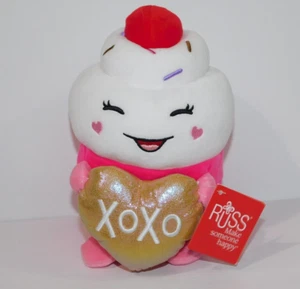 Russ Snackeez PATSY 9" Plush Stuffed Cupcake Heart XOXO Valentines New W Tag - Photo 1 sur 9