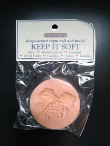 Rycraft "Keep it Soft" Sugar Saver / Cookie Stamp Grape Cluster NEW! - Picture 1 of 1