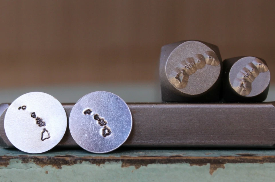 Supply Guy 4mm and 6mm Grizzly Bear Metal Punch Design 2 Stamp Set Sgch-174142