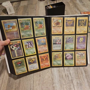 Lot Of 380 vintage holos and 1st editions new pokemon cards With mew 151 binder - Picture 1 of 23