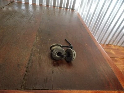 97-07 Yamaha YZF600R CUBIERTA LATERAL MARCO INSERTOS / OJALES DE GOMA Foto 1 de 2