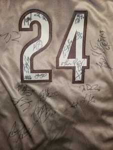 MAGLIA DA BASEBALL AUTOGRAFATA INDIANAPOLIS INDIANS 2024 SQUADRA COMMEMORIAL DAY FIRMATA - Foto 1 di 24