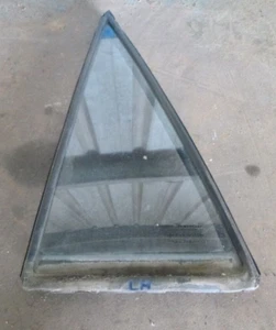 Toyota Corolla AE101 AE102 7/94-7/99 Hatch Left Rear Door 1/4 Glass - Picture 1 of 2