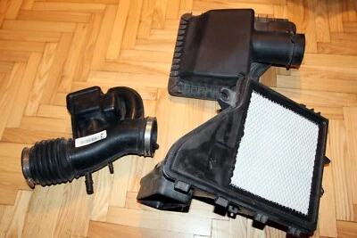 OE Ford Mustang 2011 - 14 3.7L V6 Air Intake Cleaner Filter Box + Tube SET - Image 1 of 4