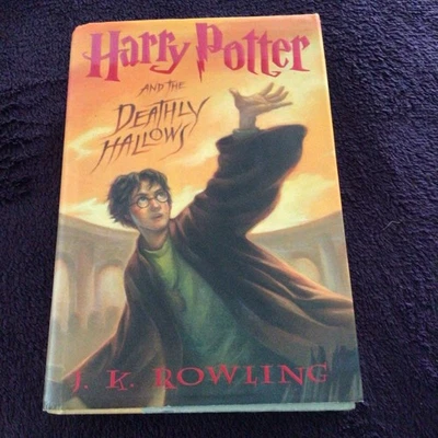 First Edition 1st Print Harry Potter & The Deathly Hallows 759 pages Error Rare  - Image 1 of 4