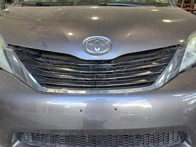 Rejilla superior 2011 Sienna Sku#4224380 Foto 1 de 4