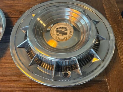 1959 Eldorado Fleetwood Hubcaps (3) Three - Image 1 of 4