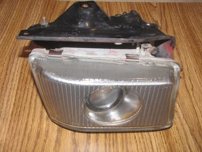 LUZ ANTINIEBLA MITSUBISHI 3000GT DERECHA 1991-1993 OEM PASAJERO Foto 1 de 4