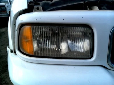 Faro derecho pasajero compuesto GMC compatible con 94-97 S10/S15/SONOMA 396206 Foto 1 de 4