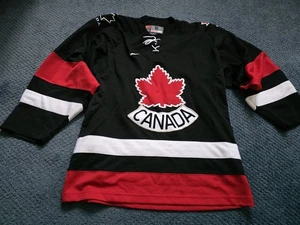 Camiseta deportiva de hockey vintage Nike Team Canada talla pequeña negra roja para hombre poliéster - Imagen 1 de 6