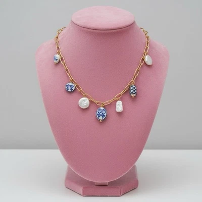 Colar Anthropologie coração flor pérola corrente boho cerâmica ouro porcelana - Imagem 1 de 4