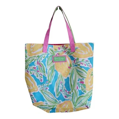 LILLY PULITZER for Estee Lauder Tote Bag Tropical Beach Resort Yellow Green Blue - Image 1 of 4