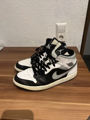  Vintage NIKE Air Jordan 1 Retro mid Panda Shadow black - Bild 1 von 4