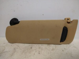Jeep Grand Cherokee ZJ Right Sun Visor Lighted Vanity 96-98 - Picture 1 of 3