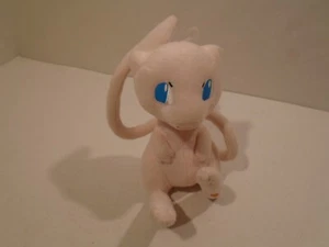 2017 Pokemon Nintendo MEW 9."including tail Plush Figure TOMY fabric tags - Picture 1 of 6