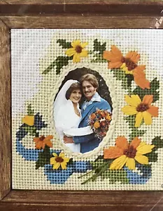 Vtg 1970s Jiffy Needlepoint Embroidery Photo Frame Yellow Daisies New Sealed - Picture 1 of 3