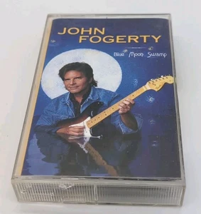 John Fogerty - Blue Moon Swamp (1997, Warner Bros) Rare Music Cassette! - Foto 1 di 2