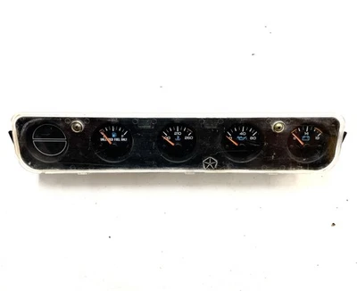 Grupo de manómetros centrales Jeep YJ WRANGLER 92-95 temperatura combustible aceite presión voltios LEER ANUNCIO Foto 1 de 4