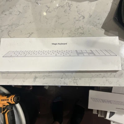 Apple Magic Keyboard Lightning Numerical Keypad and Touch ID Mxcj3ll/a - Image 1 of 3