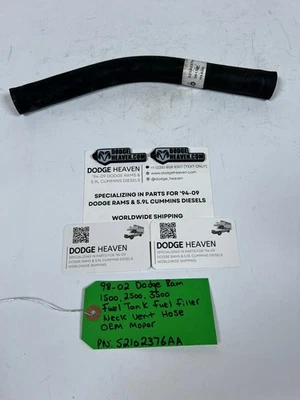 Manguera de cuello de llenado de combustible para tanque de combustible Dodge Ram 1500-3500 1998-2002 OEM 52102376AA Foto 1 de 4