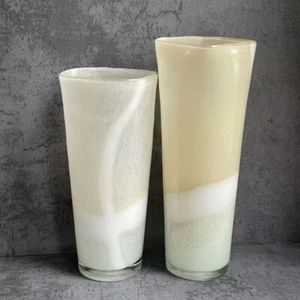 Mucchio di vasi artistici unici in vetro onda geometrica 14" e 12" crema Celadon beige rovere - Foto 1 di 10