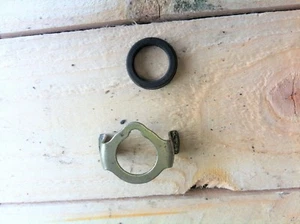 KAWASAKI Z650/Z900/Z1000 IGNITION NUT AND BRACKET - Picture 1 of 1