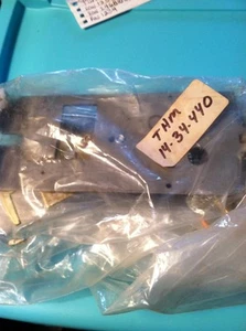 Thermador Oven Latch Assembly 14-34-440 Genuine OEM - Bild 1 von 5