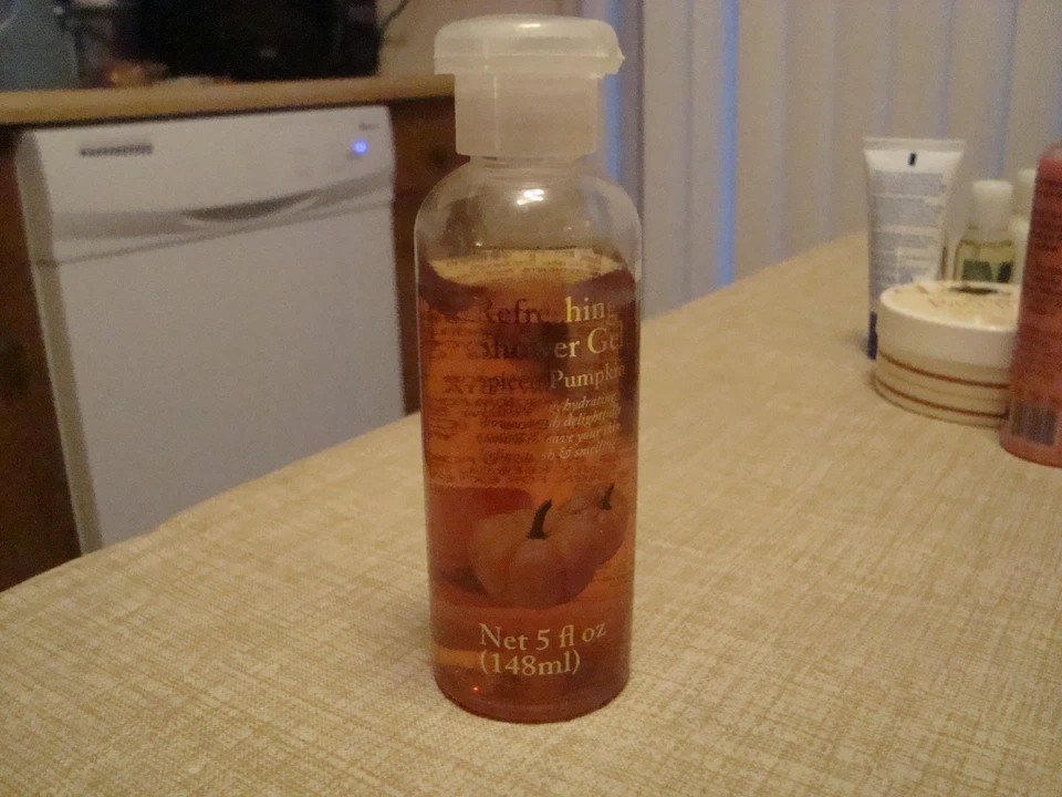 Refreshing Shower Gel Spiced Pumpkin 5 oz. - Image 1 of 1