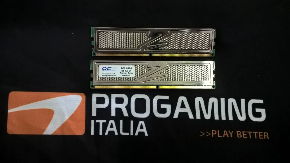 2 x Ocz Ram Pc2 6400 1Gb dual ch Titanium Series - Immagine 1 di 1