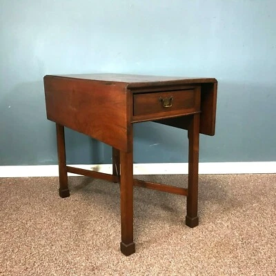 18th Century Walnut Pembroke Table - Image 1 of 4