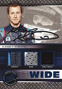 HANDSIGNIERT Kasey Kahne 2015 Press Pass Racing 3 BREIT (Dreifachrelikt) Rennen gebraucht F - Bild 1 von 2