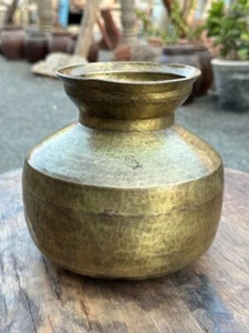 1800's Old Original Antique Brass Hand Forged Beautiful Shape Mughal Pot Kalash - Picture 1 of 10