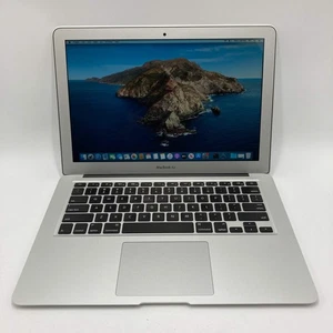 2015 Apple MacBook Air 13,3" i5 1,6 GHz 4 GB RAM 128 GB SSD argento A1466 - Foto 1 di 16