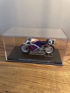 Italeri model Motorcycle 1/22 Honda NSR250 Vintage bike Superbike Diecast 1988 - Picture 1 of 4