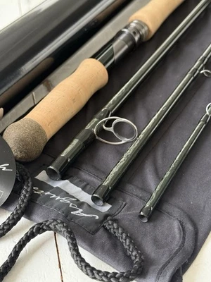 **BEAUTIFUL** G. LOOMIS ASQUITH SALTWATER 9wt. 14’ft~4pc FLYROD!!! 🔥~NEW~ 🔥 - Image 1 of 4