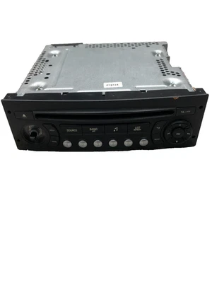 Unidad principal reproductor de CD Peugeot Partner Tepee 98032839XT 2015 MPV s65 Foto 1 de 4