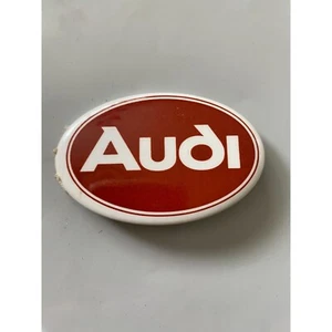 Bottone Pinback Distintivo Ovale Vintage Audi - Foto 1 di 5