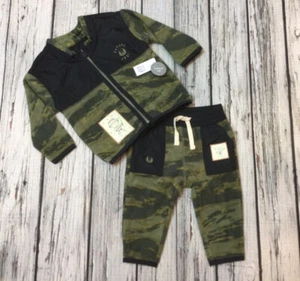 Baby Gap Boys 6-12 Months Star Wars Jedi 2-piece pants & jacket outfit. NWT - Picture 1 of 6