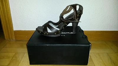 SANDALIAS DE MUJER COLOR MARRON DE LA MARCA PEPE JEANS (TALLA 39) - Imagen 1 de 2