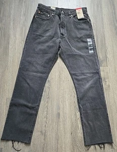 Levi's 501 schwarz hoher Bund gerades Bein roher Saum neu mit Etikett Jeans Erwachsene Größe 32 x 30 D - Bild 1 von 7