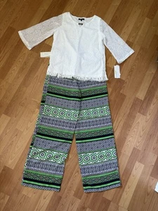 Takara Girls 2 pc Size Large White Blouse / Green, Black, White Printed Pants - Picture 1 of 3