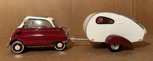 Revell 1/18 Scale 1955 BMW Isetta 250 With Camping Trailer. - Picture 1 of 16