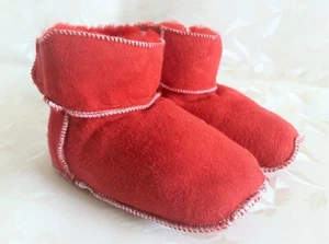 Babyschuhe, Hausschuhe, außen Woll-Fleece, innen Lammfell Gr.24 Rot - Bild 1 von 4