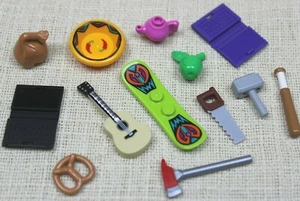 Lego® 13 verschiedene Zubehörteile für Figuren Minifig - Picture 1 of 1