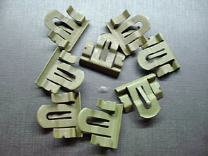 8 pcs 1967 Chevy Camaro Sport Coupe roof side rail moulding clips NORS 7658137 - Bild 1 von 5