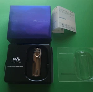 Sony Walkman NW-S703F Gold 1GB Digital Media Player Open Box - Picture 1 of 11
