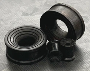 PAIR Ebony Wood Concave Grooves Tunnels Plugs 2g,0g,00g,1/2",9/16,5/8,3/4,7/8,1" - Picture 1 of 8