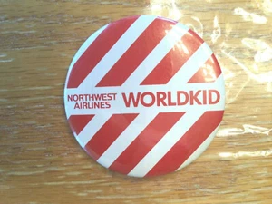 Vintage Pinback Northwest Airlines WORLDKID Button Aviation Pin - Bild 1 von 2