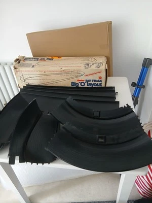 vingage Sizzlers Fat Track Big O Layout Mattel Set  - Image 1 of 4